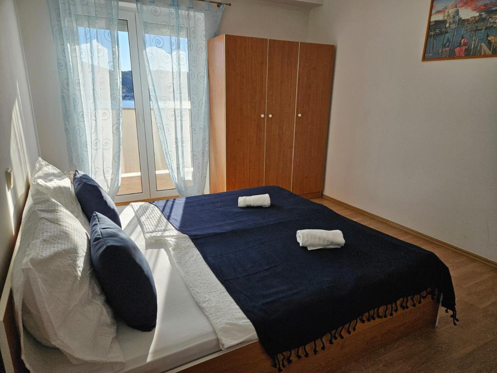 Pljesa Apartments Supetarska Draga Exterior foto